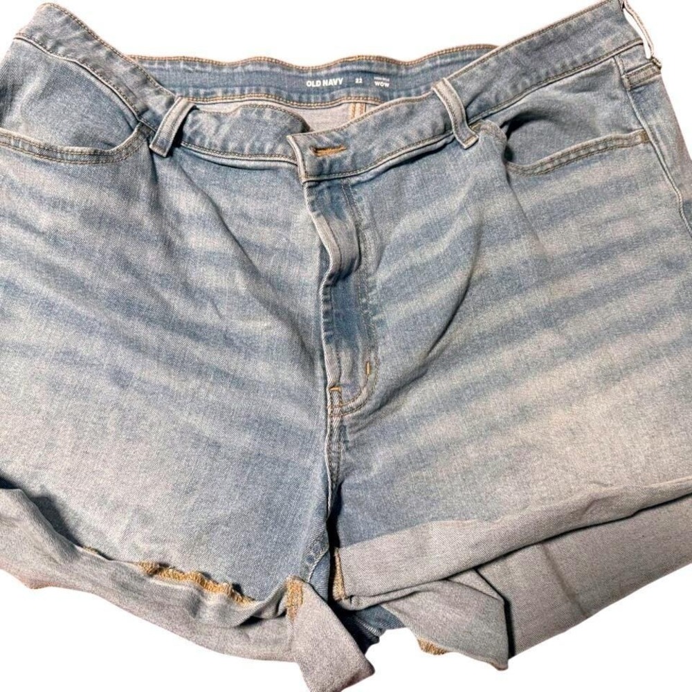 Old Navy High Rise Wow Denim Shorts Light Wash Blue Women Size 22